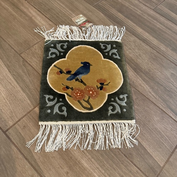 Vintage Small Chinese Silk Woven Rug Tapestry Fringe Blue Jay 12"x 13.5” NWT - Picture 2 of 7